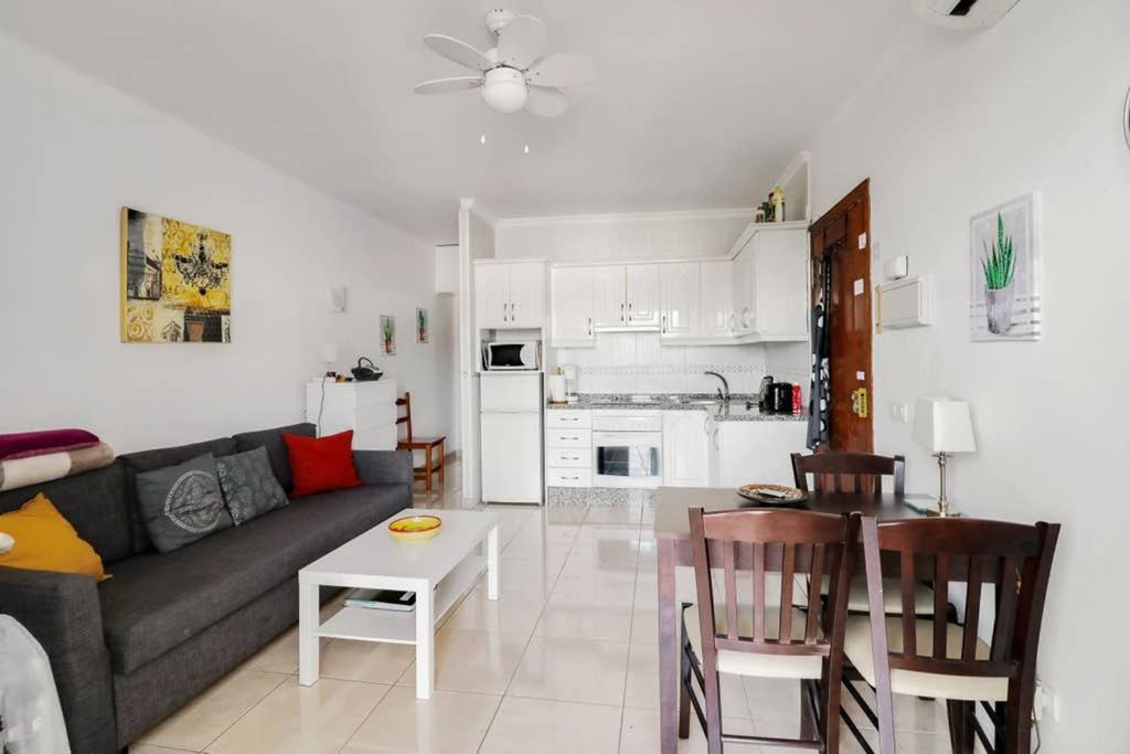 Capistrano Village, 1 Bedroom + Free Wi-Fi Nerja Zewnętrze zdjęcie