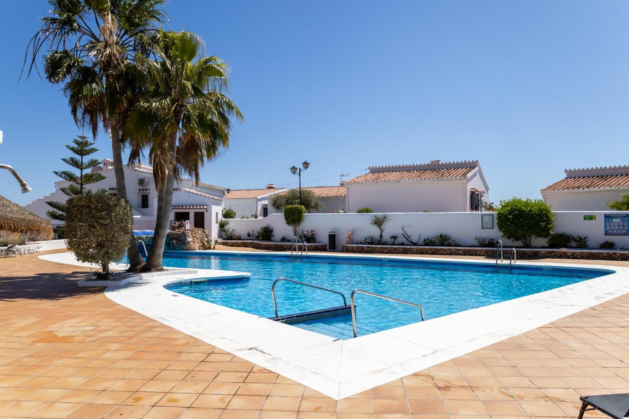 Capistrano Village, 1 Bedroom + Free Wi-Fi Nerja Zewnętrze zdjęcie